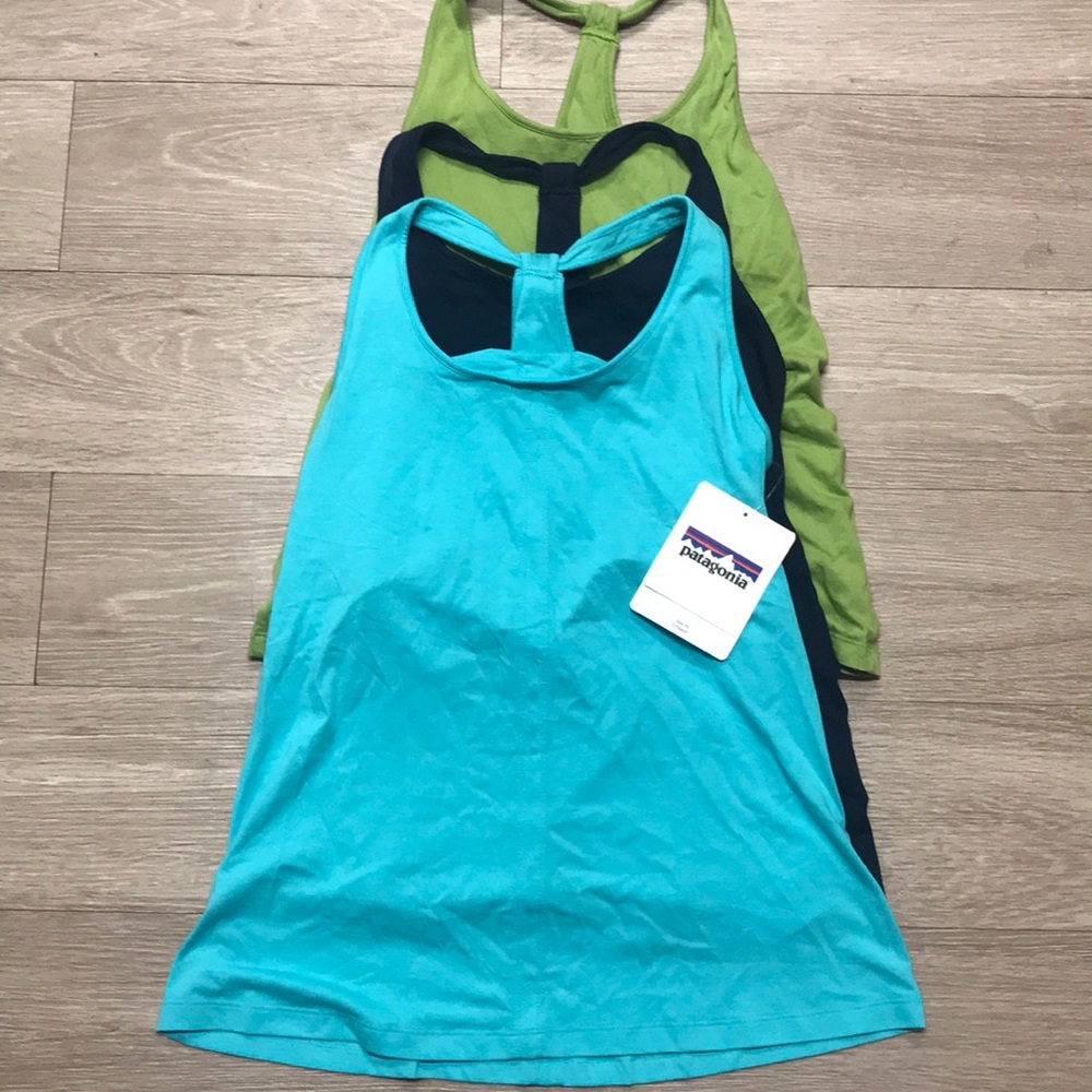 3 Patagonia Tops Built in bra - Picture 1 of 6